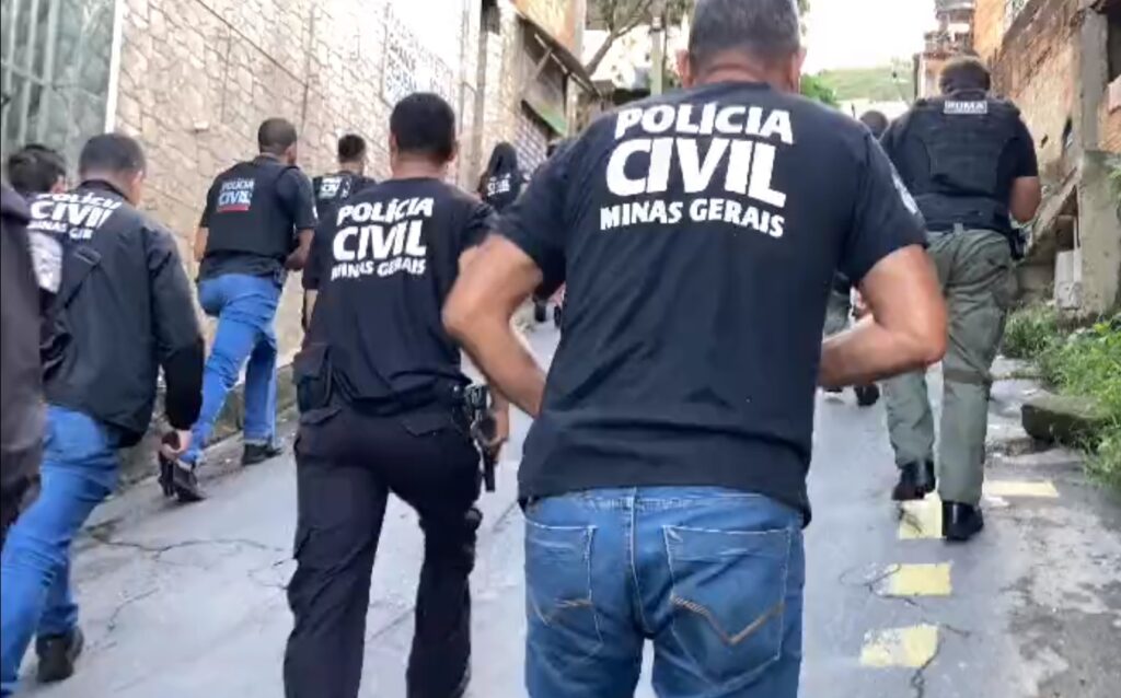 Polícia Civil faz operação contra tribunal do crime no Aglomerado da Serra, em BH - Foto: Divulgação/PCMG