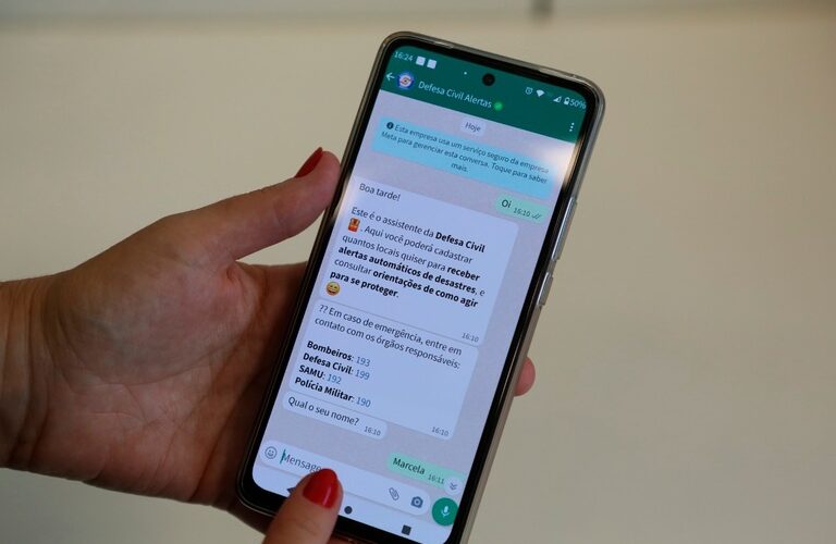 Saiba como cadastrar para receber alertas da Defesa Civil enviados por WhatsApp - Foto: Divulgação/MDR