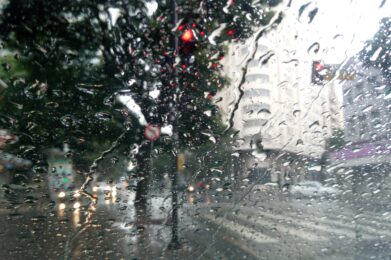BH tem alerta de chuva com raios e rajadas de vento - Foto: Elberty Valadares / Por Dentro de Minas