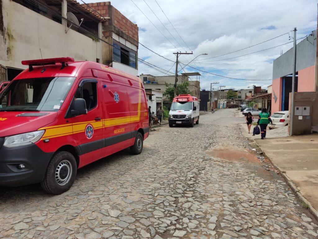 Mulher sofre queimaduras por choque elétrico enquanto fazia faxina em Conselheiro Lafaiete - Foto: Divulgação/CBMMG