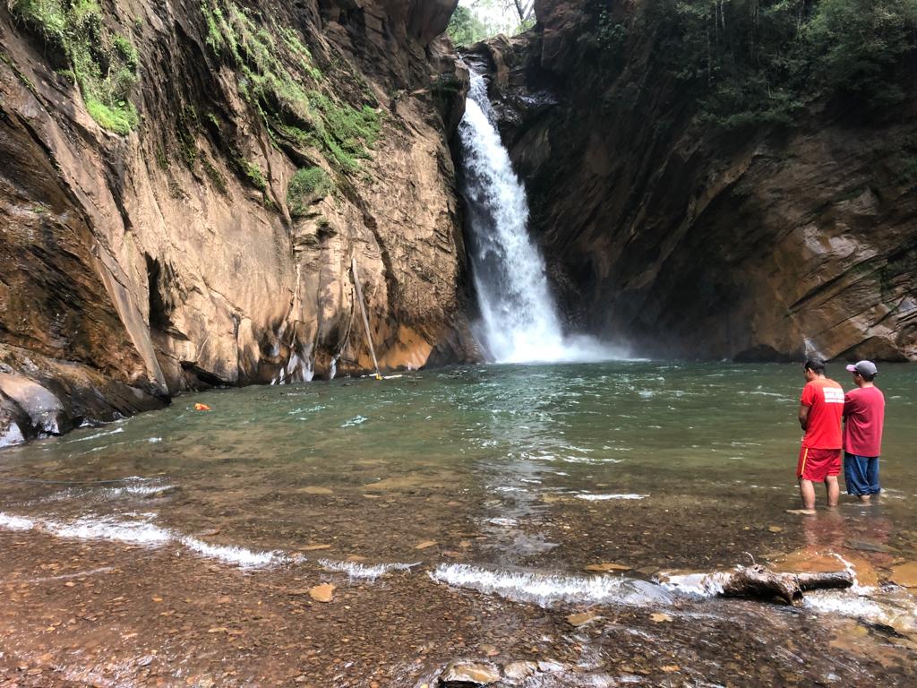 Bombeiros buscam homem que desapareceu em cachoeira da Serra do Gandarela - Foto: Divulgação/CBMMG