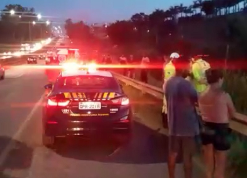 Homem morre atropelado e motorista foge sem prestar socorro na BR-040, em Ribeirão das Neves - Foto: Reprodução