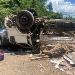 Caminhão tomba em cima de carro na BR-381, em Ipatinga - Foto: Divulgação