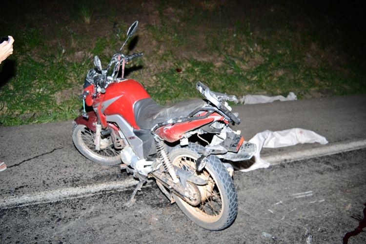 Motociclista morre e outro fica ferido após acidente na BR-116, em Muriaé - Foto: Divulgação/Rádio Muriaé