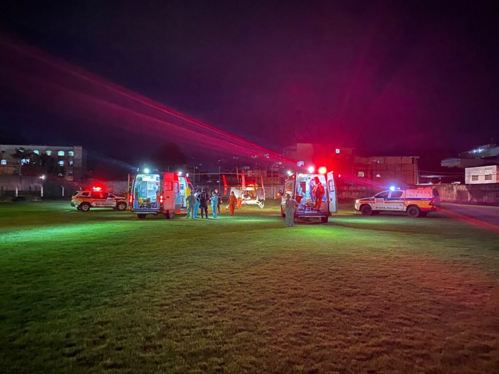 Crianças perdem o controle de bicicleta em ladeira e ficam gravemente feridas em Congonhas - Foto: Divulgação/Corpo de Bombeiros