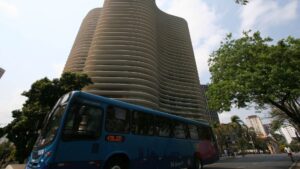 Ônibus em BH circulam com quadro de horário de férias a partir desta quinta-feira - Foto: Elberty Valadares / Por Dentro de Minas (Arquivo)