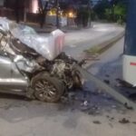Jovem fica ferido após acidente entre carro e ônibus no bairro Buritis, em BH - Foto: Reprodução/Redes Sociais/Por Dentro de Minas