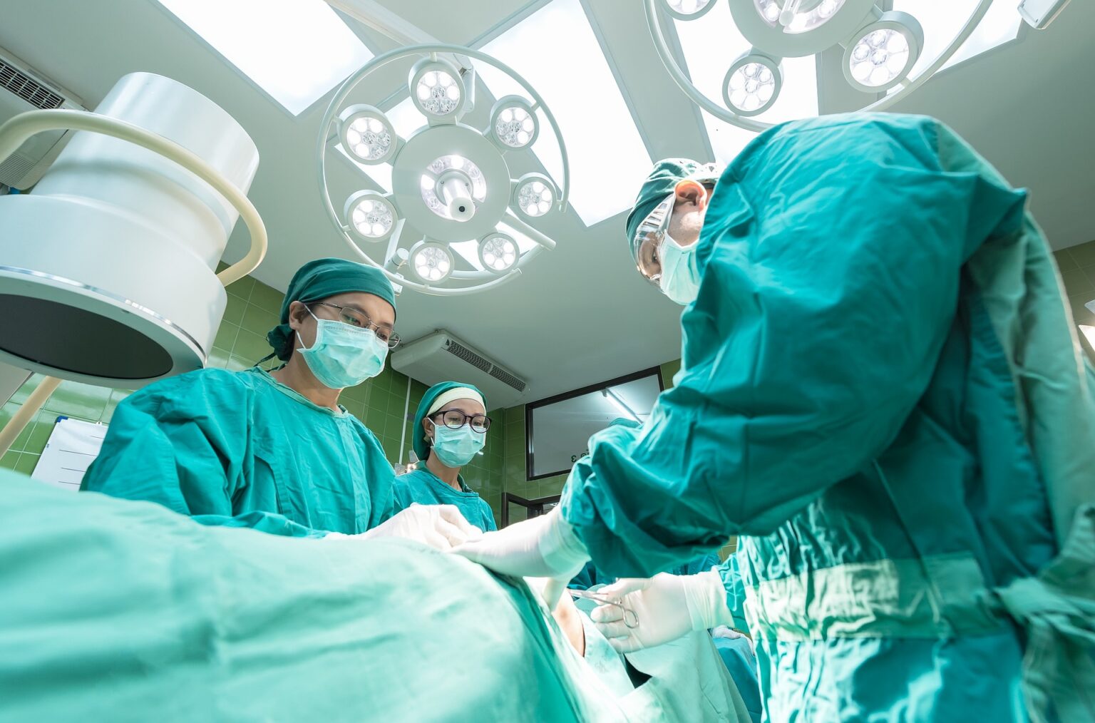 Fhemig abre vagas para médico, técnico enfermeiro em BH, JF e Barbacena; saiba como se inscrever Fhemig tem processos seletivos abertos para unidades em BH e interior de Minas - Foto: Divulgação