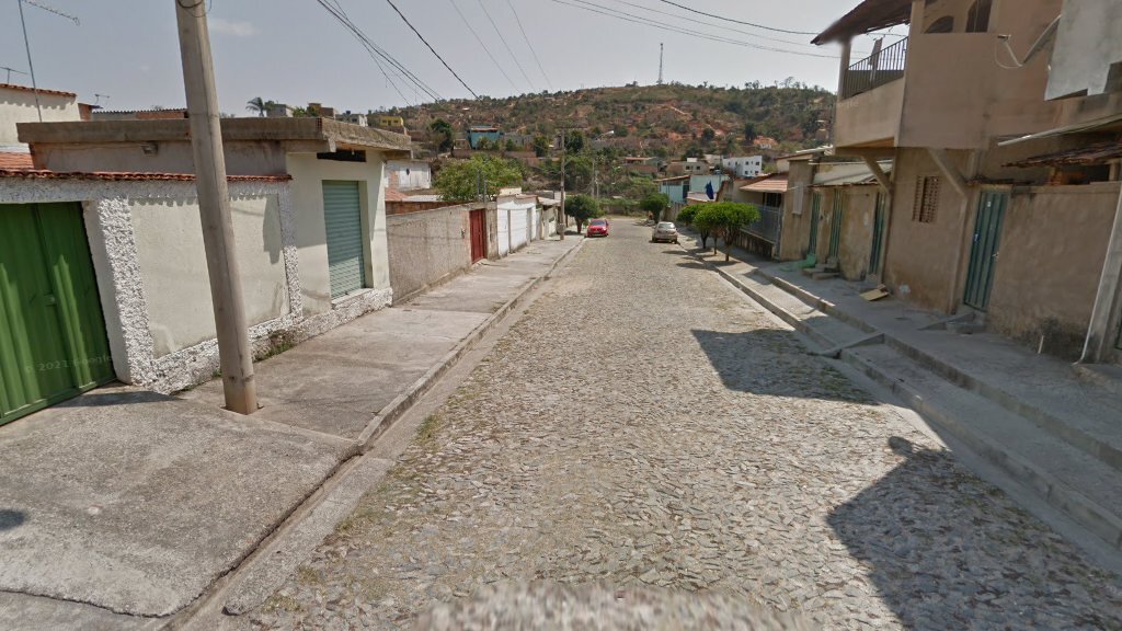 Mulher é morta com facada no pescoço por homem chamado Elvis Presley no bairro Sevilha, em Ribeirão das Neves - Foto: Reprodução/Google Street View