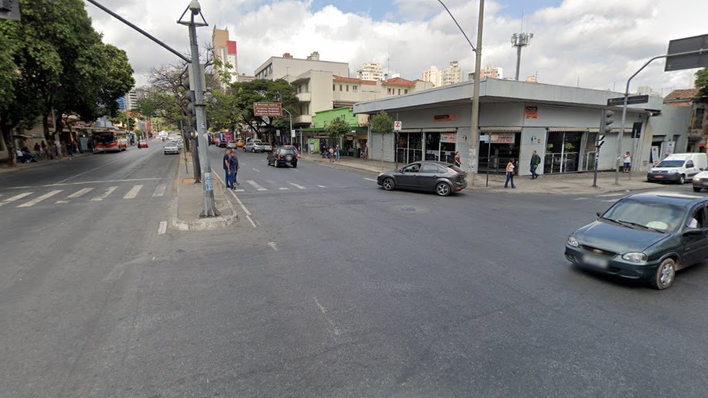 Morador em situação de rua é encontrado morto na Avenida Olegário Maciel, no Centro de BH - Foto: Reprodução/Google Street View