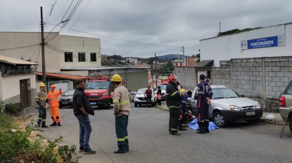 Homem morre eletrocutado por fio no bairro Funcionários, em Barbacena - Foto: Divulgação