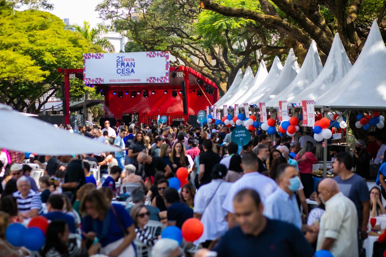 Festa Francesa de BH tem programação repleta de shows, comidas típicas e muito mais na Praça Mendes Júnior Festa Francesa - Foto: Divulgação/Glaucimara Castro