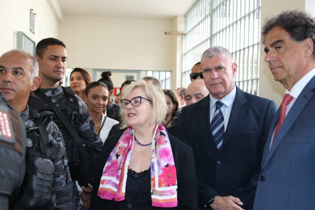 Ministra Rosa Weber anuncia mutirão carcerário em visitação a unidade prisional de Minas Gerais - Foto: Bernardo Carneiro/Sejusp