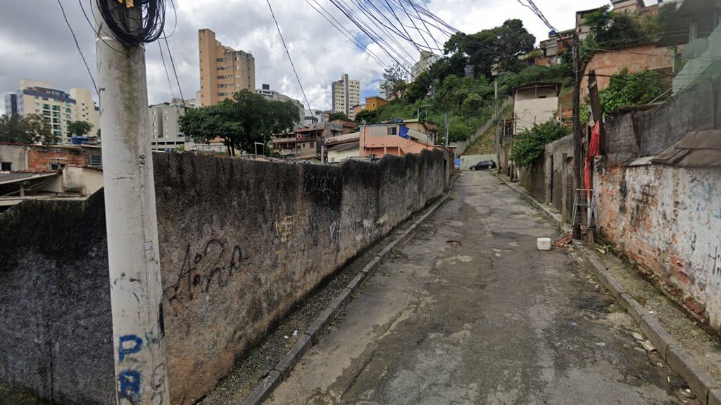 Jovem é morto a tiros no Aglomerado Morro das Pedras, em BH - Foto: Reprodução/Google Street View