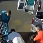 Vídeo: Idoso cai de maca enquanto é socorrido por enfermeiros em Coqueiral, no Sul de Minas - Foto: Reprodução
