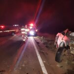 Homem após acidente entre carro e carreta na MGC-369, em Campos Gerais - Foto: Divulgação/Corpo de Bombeiros