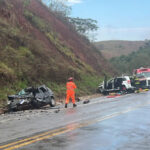 Três pessoas morrem em grave acidente na BR-381, entre Governador Valadares e Periquito - Foto: Reprodução