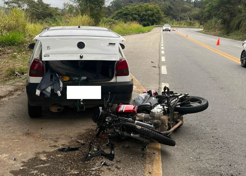 Motociclista morre em acidente com carro na BR-459, em Pouso Alegre - Foto: Divulgação
