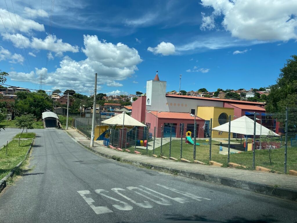 Escolas municipais de BH amanhecem fechadas por causa de paralisação - Foto: Elberty Valadares/Por Dentro de Minas