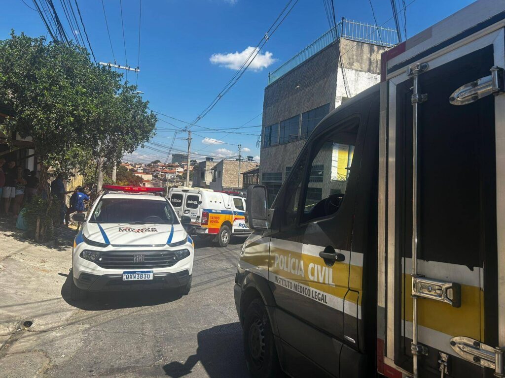 Homem é morto com tiros na cabeça à luz do dia no bairro Santa Cruz, em BH - Foto: Divulgação