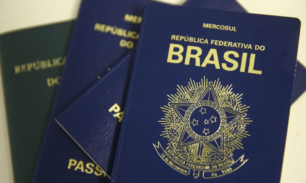 Saiba como pedir passaporte de emergência à Polícia Federal no Aeroporto de Confins - Foto: Marcelo Camargo/Agência Brasil
