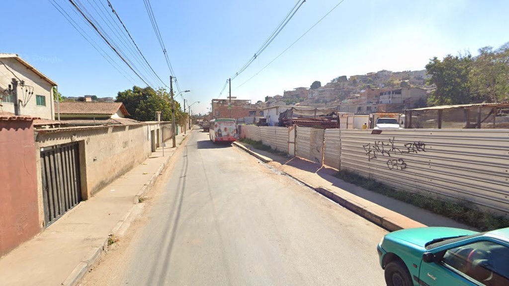 Idoso é morto com facada na cabeça dentro de casa em Ribeirão das Neves - Foto: Reprodução/Google Street View