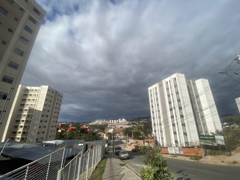 Previsão do tempo: Segunda-feira terá dia nublado com chuva a tarde em BH - Foto: Equipe | Por Dentro de Minas