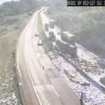 Carreta tomba e interdita rodovia BR-381, em Santo Antônio do Amparo - Foto: Divulgação/Arteris