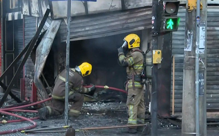 Incêndio destrói unidade da pastelaria Rei do Pastel, na Savassi, em BH - Foto: Divulgação/Corpo de Bombeiros