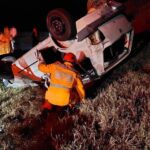 Sete pessoas ficam feridas após carro capotar na Rodovia Fernão Dias, em Carmópolis de Minas - Foto: Divulgação/CBMMG