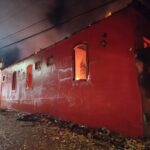 Casarão histórico é destruído por incêndio em Entre Rios de Minas - Foto: Divulgação/Corpo de Bombeiros