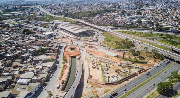 Alça de acesso da Av. Cristiano Machado para Anel Rodoviário é interditada em BH - Foto: Divulgação/PBH