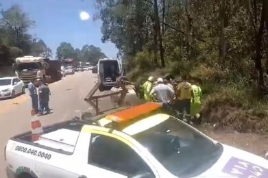Acidente entre carros e carreta deixa morto e ferido na BR-040, em Ouro Preto - Foto: Divulgação