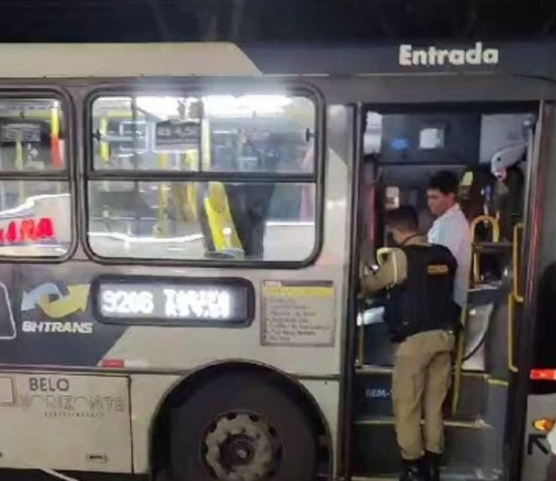 Jovem morre após sofrer acidente de moto durante perseguição policial em BH - Foto: Reprodução/Redes Sociais