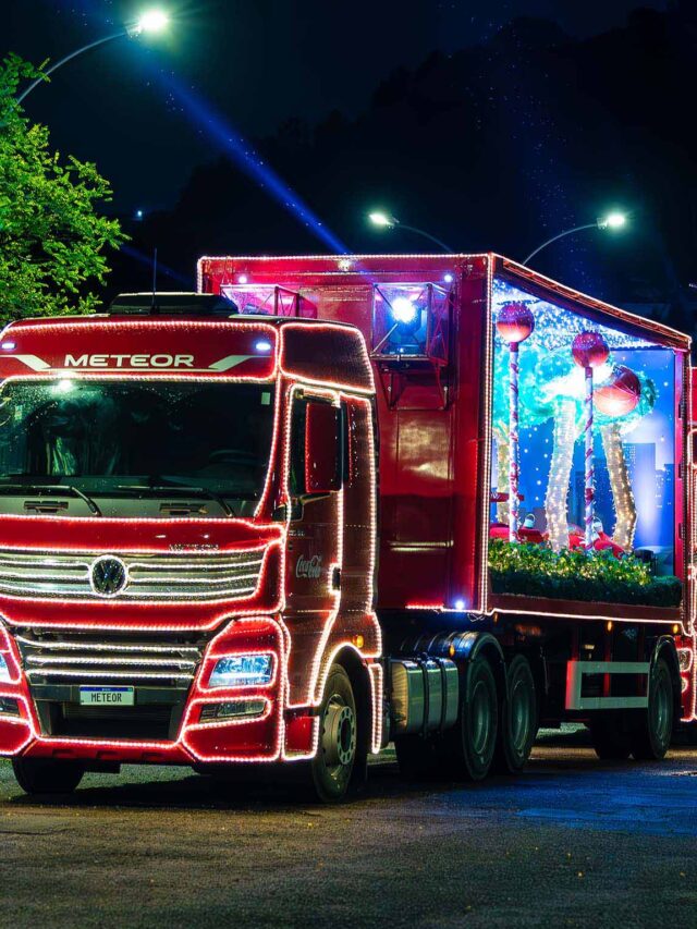 Caravana de Natal da Coca-Cola chega a BH