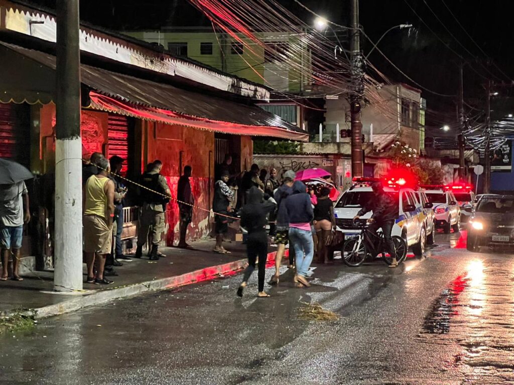 Homem é morto a tiros em bar no bairro Londrina, em Santa Luzia - Foto: Domminic Arcanjo/Noticiando Santa Luzia