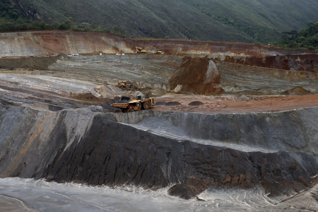 Ação mira bancos nos EUA que financiaram barragens de risco da Vale - Foto: Tânia Rêgo/Agência Brasil