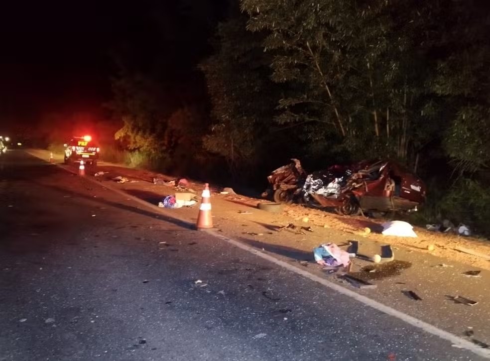 Três pessoas morrem em acidente na BR-153, em Frutal - Foto: Divulgação/PRF