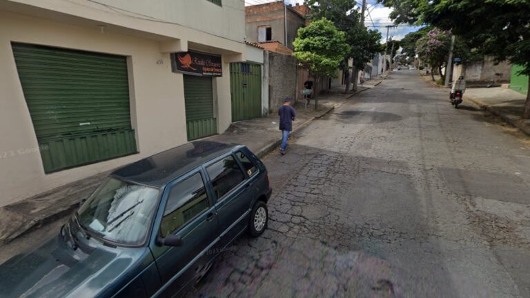 Três homens são baleados dentro de barbearia na Pampulha, em BH - Foto: Reprodução/Google Street View