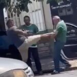 Idoso é agredido com cabeçada e voadora durante briga de trânsito no bairro Floramar, em BH - Foto: Reprodução
