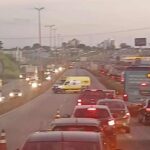 Motorista passa mal e morre após bater em traseira de carreta no Anel Rodoviário, em BH - Foto: Reprodução/Redes Sociais