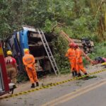 Polícia vai investigar acidente com ônibus que matou sete pessoas em estrada estadual - Foto: Divulgação/CBMMG