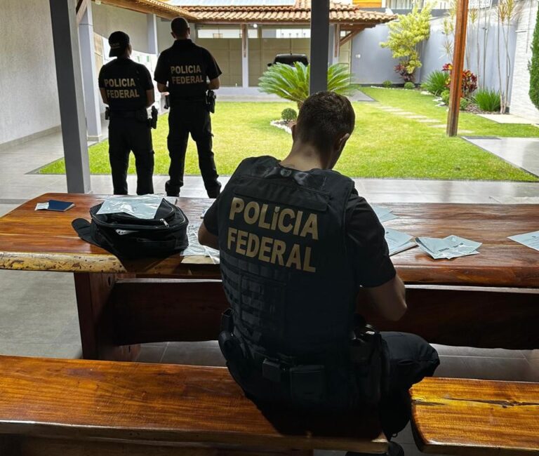 PF combate esquema de migração ilegal com lucro de R$ 11,5 milhões em MG - Foto: Divulgação/PF