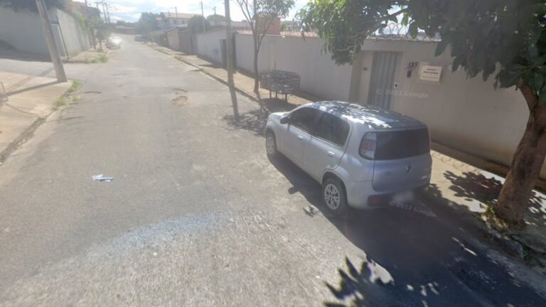 Dupla é morta a tiros dentro de carro por aplicativo na Grande BH - Foto: Reprodução/Google Street View