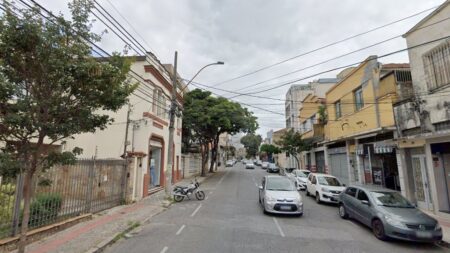 Homem é morto a tiros em rua do bairro Santa Tereza, em BH - Foto: Reprodução/Google Street View