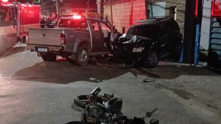 Acidente entre carros mata pedestre atropelado no Centro de Sabará - Foto: Reprodução/Redes Sociais