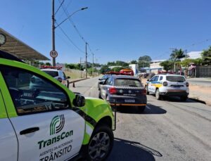 Motociclista morre após passar mal na Avenida Severino Ballesteros, em Contagem - Foto: Divulgação/TransCon