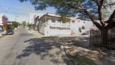 Rua Antônio Carlos Coutinho com Guacira, no bairro Pindorama, em BH - Foto: Reprodução/Google Street View