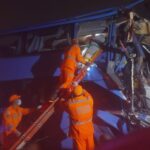 Acidente entre ônibus e carreta deixa cinco feridos na BR-050, em Uberaba - Foto: Divulgação/Corpo de Bombeiros