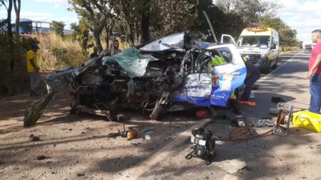 Acidente entre BMW e Spin deixa duas vítimas fatais e quatro feridos na BR-040 - Foto: Divulgação/CBMMG